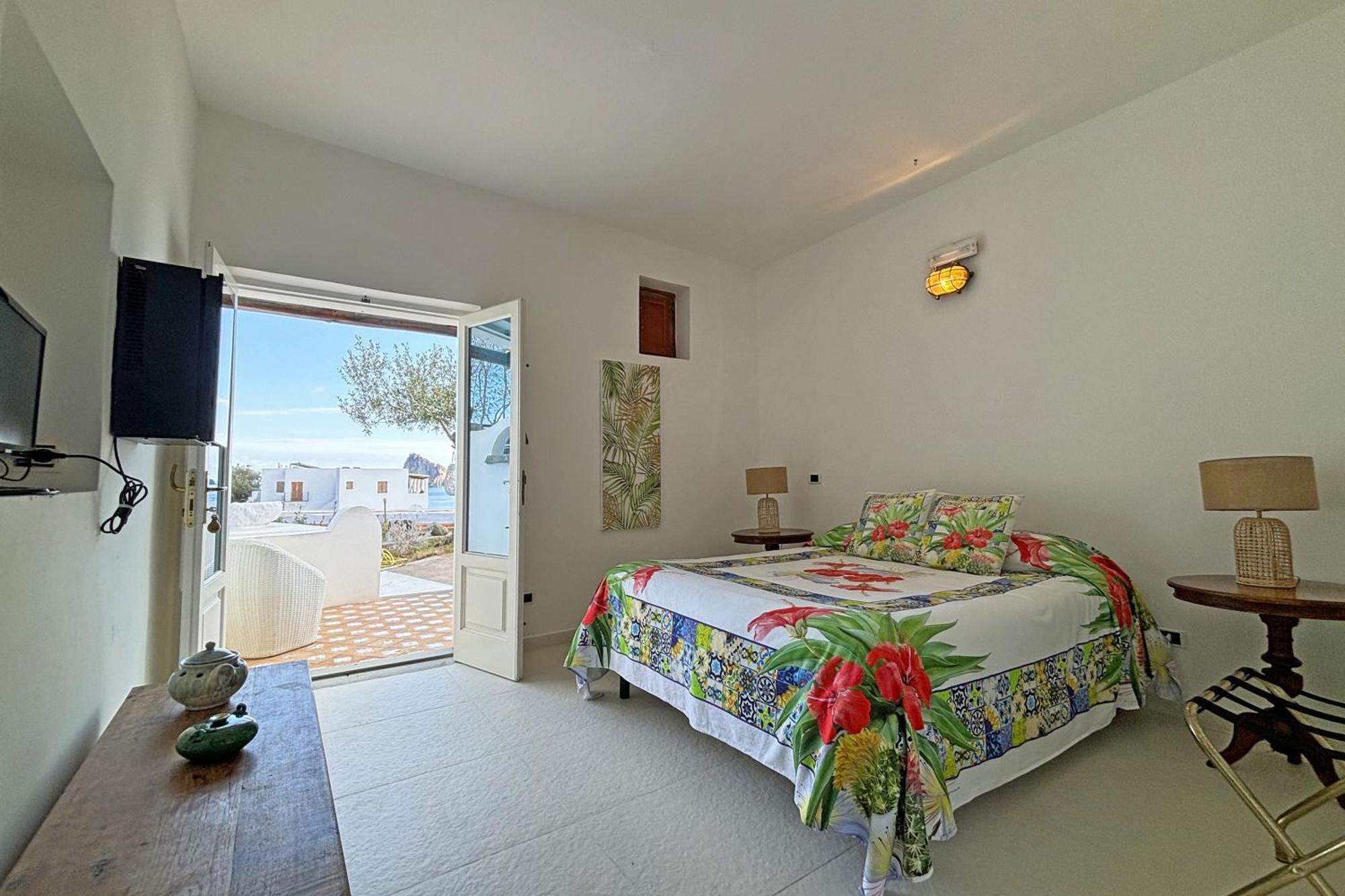 Dependance La Caletta Hotel ปานาเรอา ภายนอก รูปภาพ